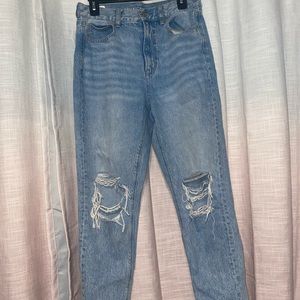 AE MOM JEANS high waisted